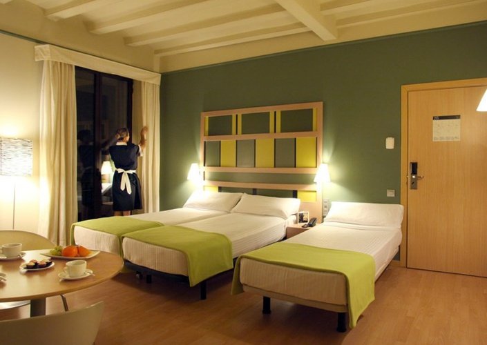 Habitació triple hotel ciutat barcelona Habitació triple hotel ciutat barcelona
