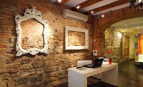 HORARI DE RECEPCIÓ Apartaments Ciutat Vella a Barcelona HORARI DE RECEPCIÓ Apartaments Ciutat Vella a Barcelona