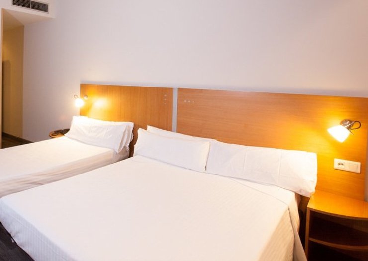 Doble + supletori hotel porta de gallecs mollet del vallés Doble + supletori hotel porta de gallecs mollet del vallés