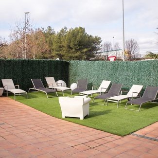 TERRAZA SOLARIUM Hotel Porta de Gallecs Mollet del Vallés TERRAZA SOLARIUM Hotel Porta de Gallecs Mollet del Vallés