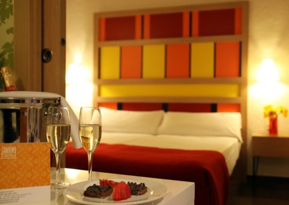 Reserva Ara i ESTALVIA JA! CiutatHotels Reserva Ara i ESTALVIA JA! CiutatHotels