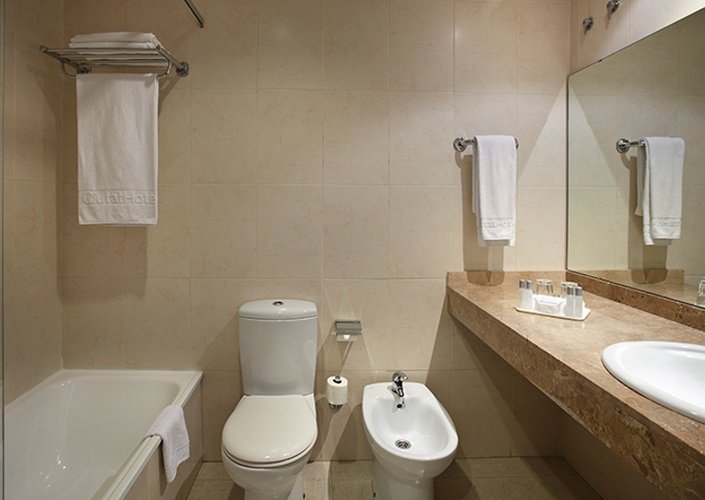 Doble d'ús individual hotel porta de gallecs mollet del vallés Doble d'ús individual hotel porta de gallecs mollet del vallés
