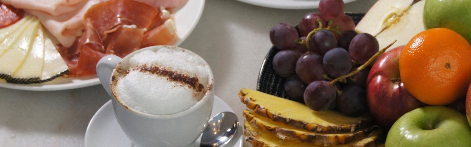 CiutatHotels - - CiutatHotels - -