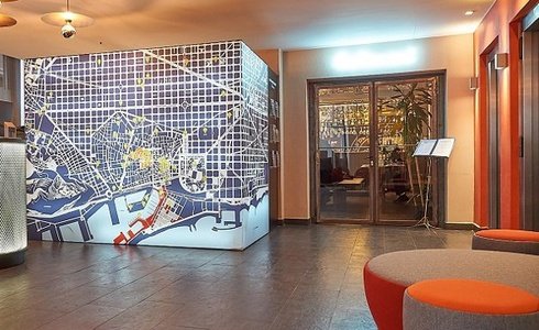 RECEPCIÓ 24 / 7 Hotel Ciutat Barcelona a Barcelona RECEPCIÓ 24 / 7 Hotel Ciutat Barcelona a Barcelona